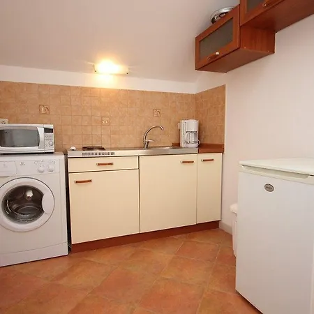 Apartment With A Parking Space - 8580