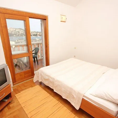 With A Parking Space - 8580 Dubrovnik