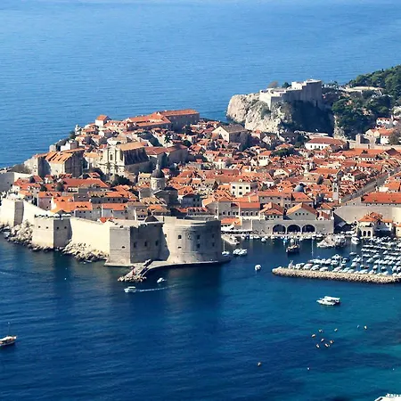 With A Parking Space - 8580 Apartamento Dubrovnik